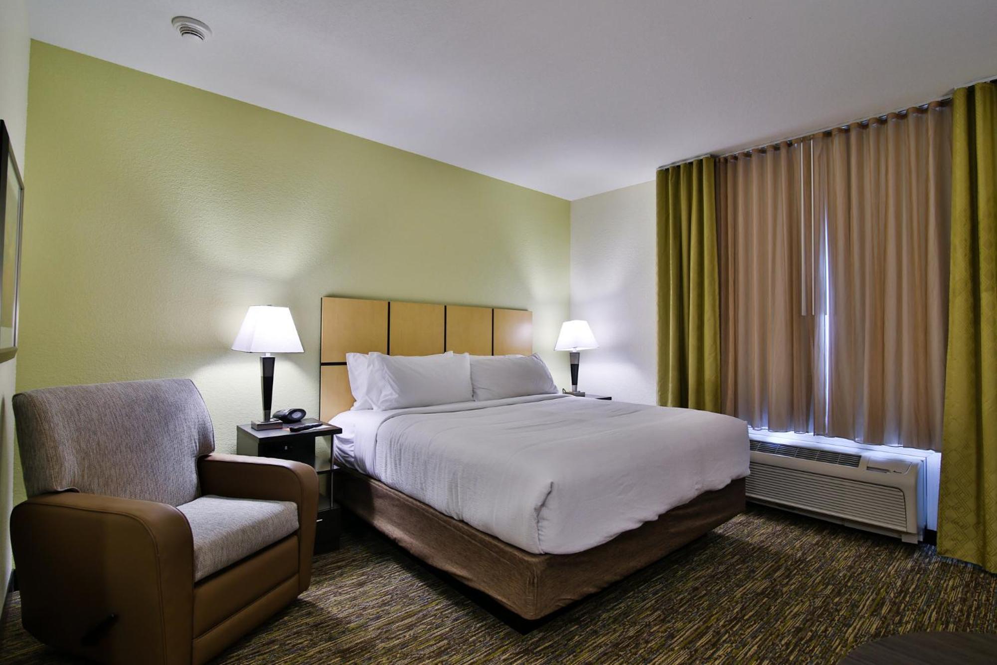 Hotel Candlewood 2*