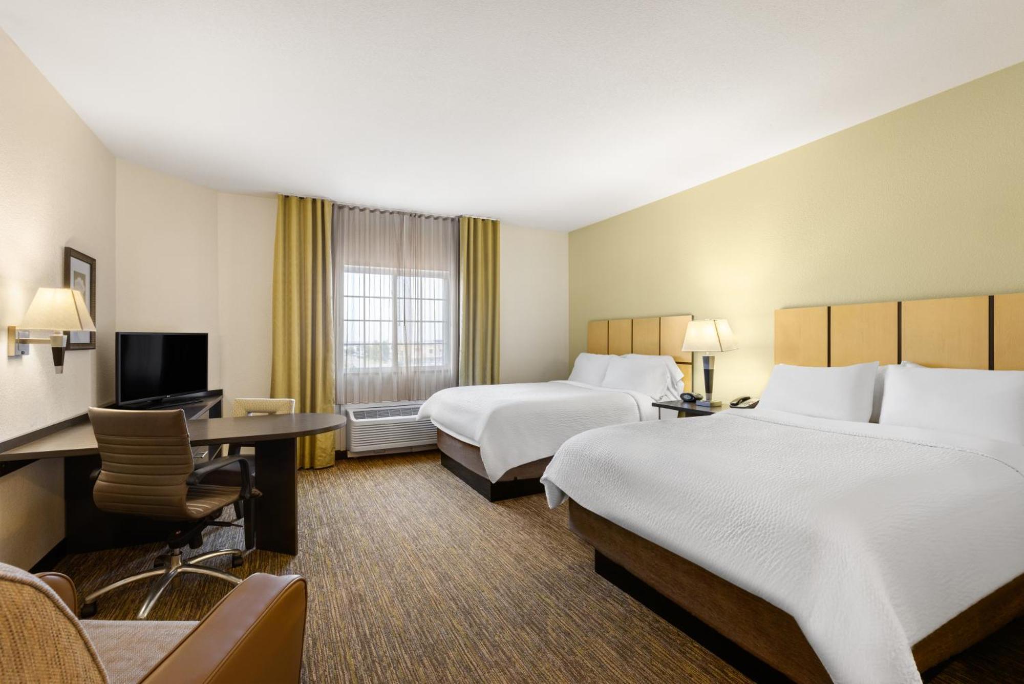 Candlewood Hotel Bismarck